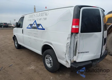 2019 Chevrolet Express 2500 Work Van из США, поврежденный, VIN 1GCWGAFPXK1365976